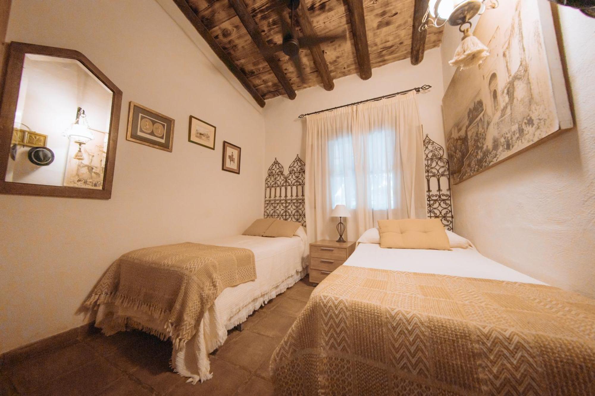 La Cuadra, Finca A Los Pies De Sierra Nevada, A 10 Minutos Del Centro, Piscina, Jardin, Barbacoa ラ・スビア エクステリア 写真